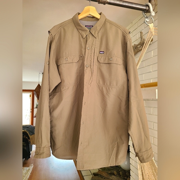 Patagonia Other - Patagonia Outdoor Breathable Button Down Up Sz L